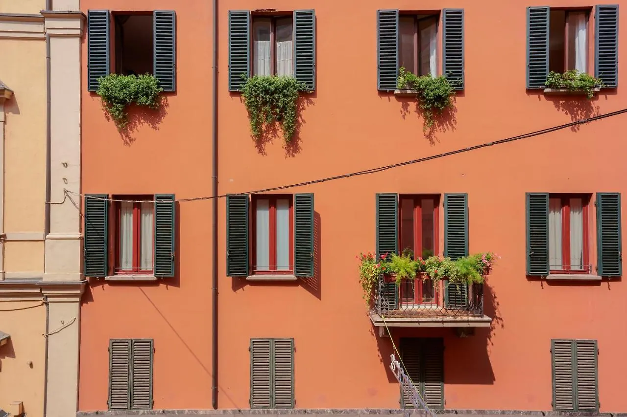 A Un Passo Da Lucio Apartment Bologna Italy